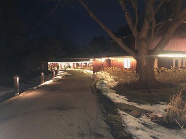Cast & Cru Restaurant Driveway