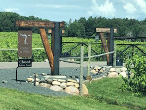 Seven Vines sign